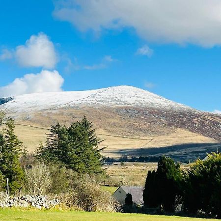 The Old Stables - A Gem Surrounded By Mountains! Villa Caernarfon Bagian luar foto