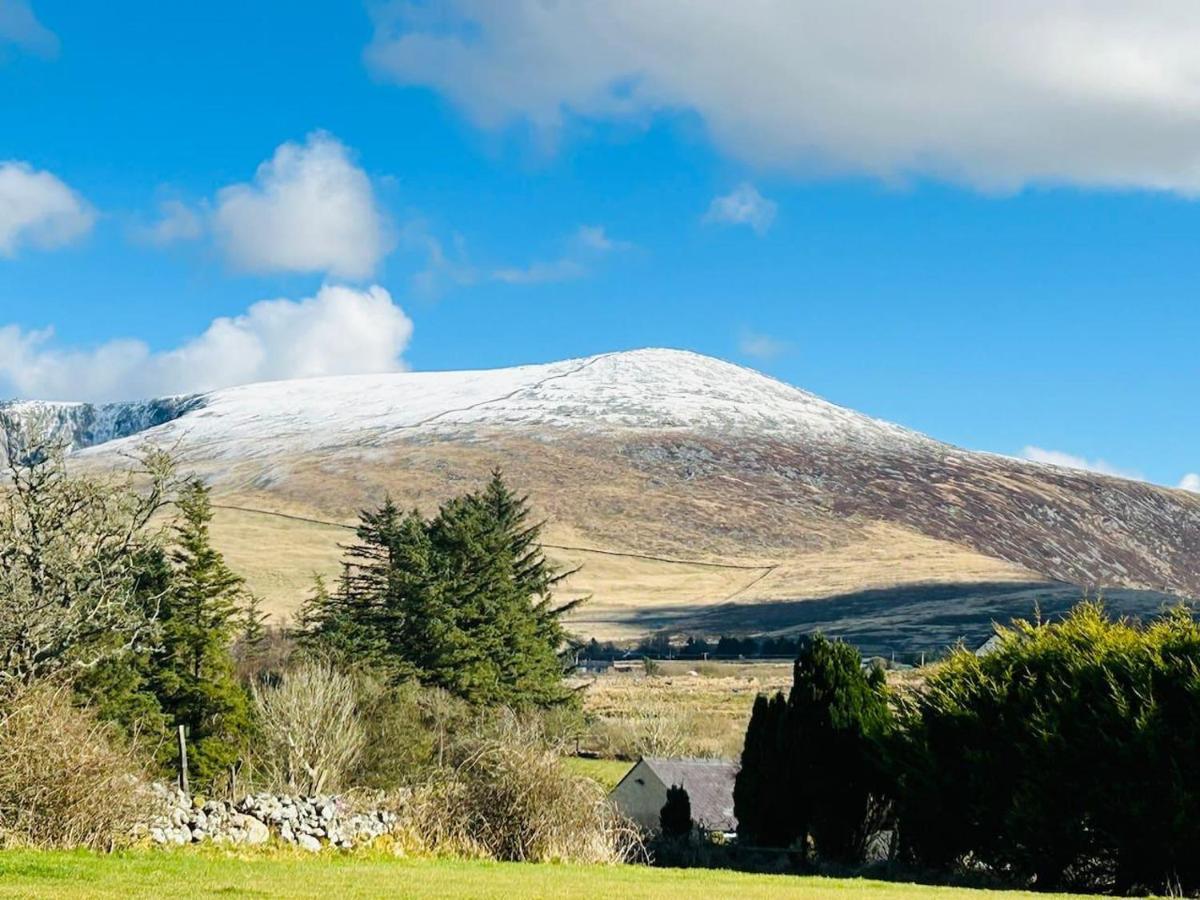 The Old Stables - A Gem Surrounded By Mountains! Villa Caernarfon Bagian luar foto