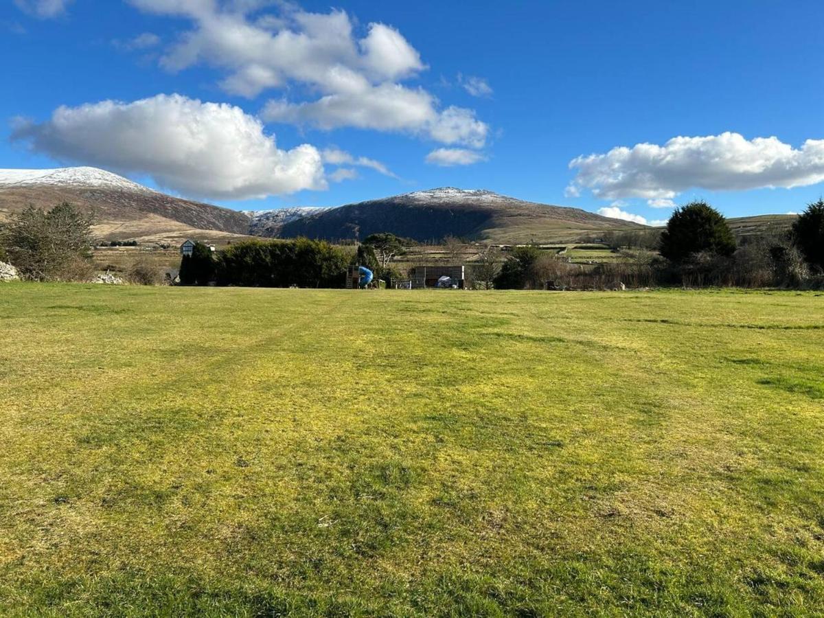 The Old Stables - A Gem Surrounded By Mountains! Villa Caernarfon Bagian luar foto
