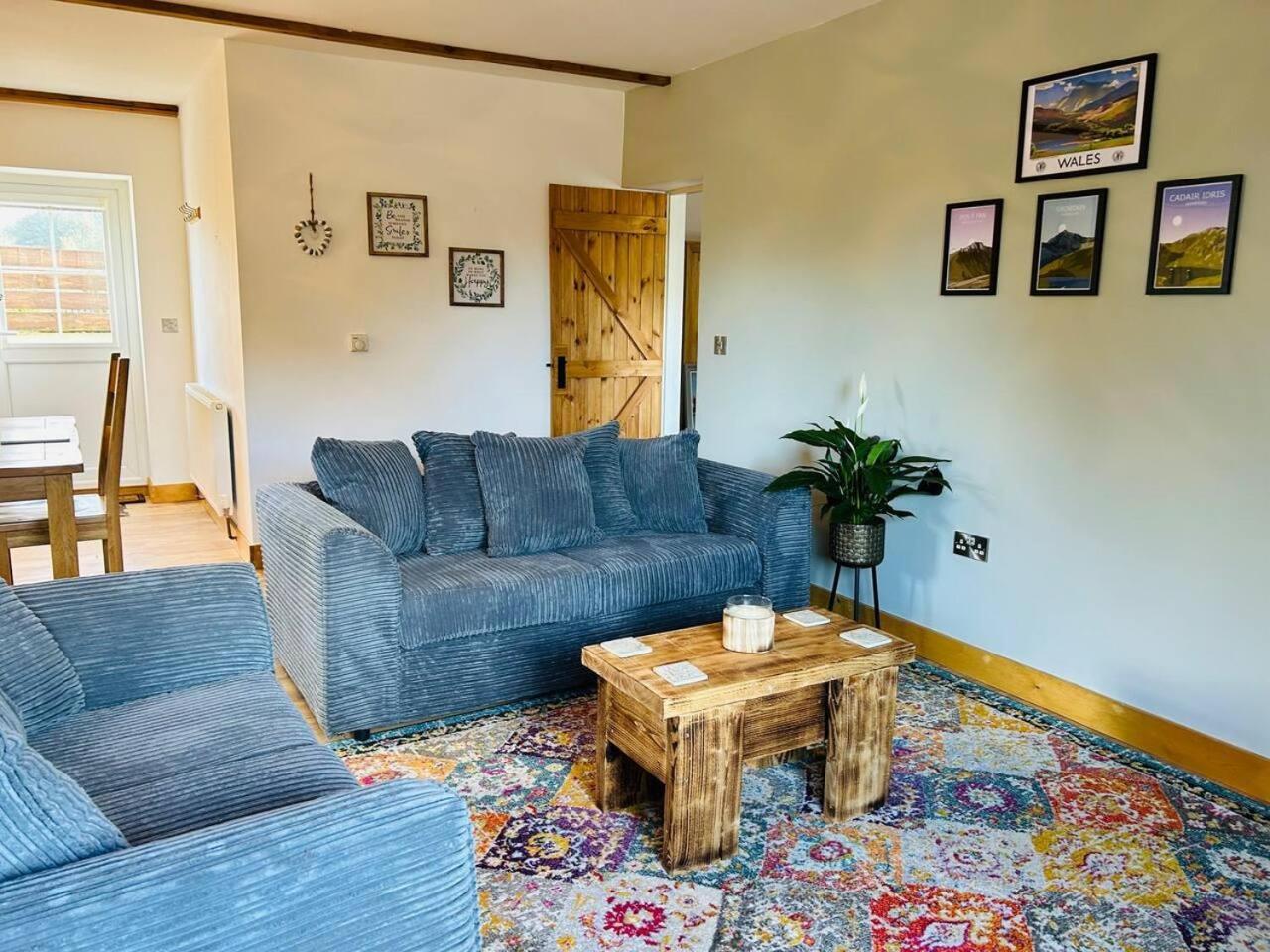 The Old Stables - A Gem Surrounded By Mountains! Villa Caernarfon Bagian luar foto